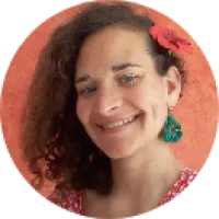  Justine   Tournié  ,  à Lyon