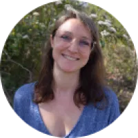 Héloïse Leo naturopathe, reflexologue à Cuers