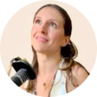  Syrine   Bouras  , Coach de vie à Lyon