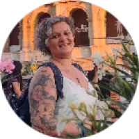 Mélodie Badia romanach, hypnotherapeute à Var-83