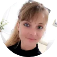  Gloria   Bastard  ,  à Lyon