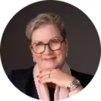  Monika   Gunz-Arnaud  ,  à Lyon