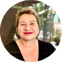 Ariane Montès, hypnotherapeute à Nice