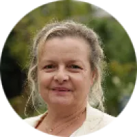  Mirella   Bossuet  ,  à Lyon