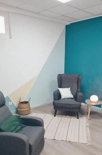 Photo numéro 2 de la galerie de Mélanie Penicaud : Hypnothérapeute à Bastia. Prendre RDV