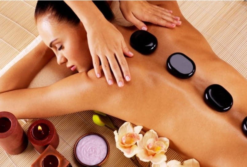 Photo numéro 12 de la galerie de Véronique Montoya : Masseur bien-être à Saint-Germain-de-Fresney. Prendre RDV