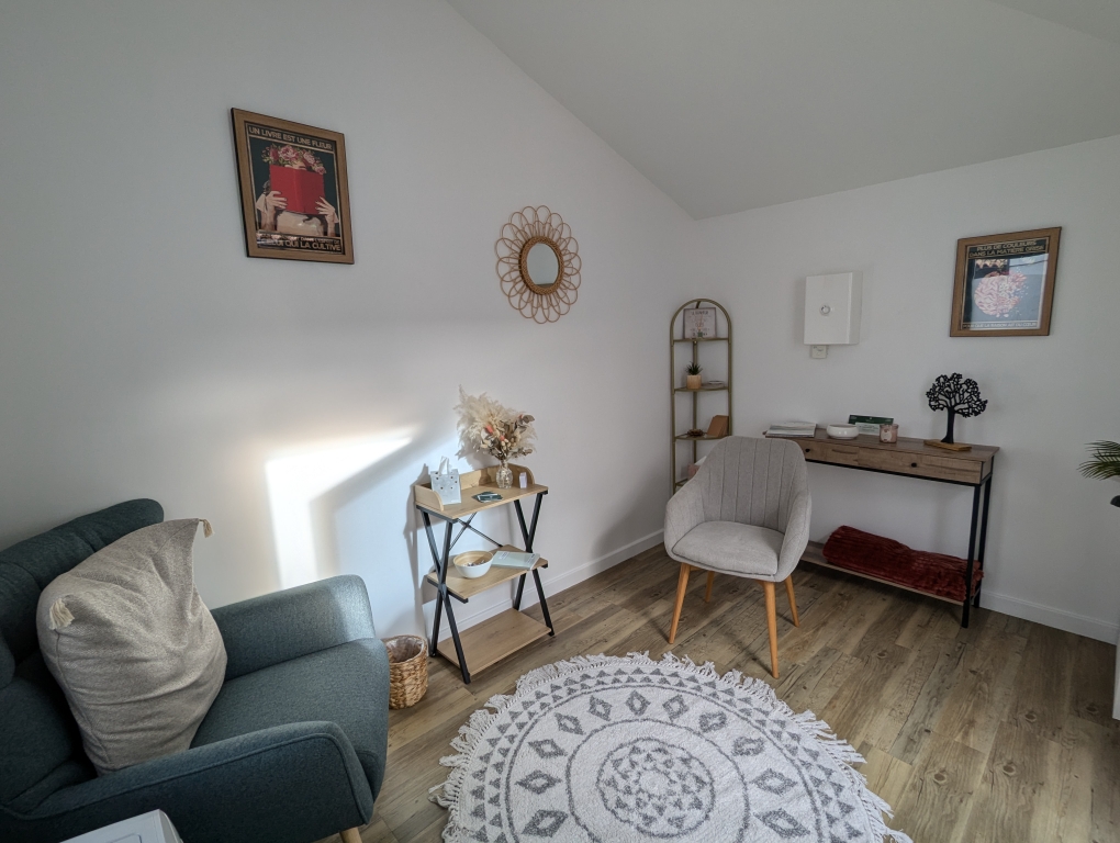 Photo numéro 2 de la galerie de Laura NOEL : . Prendre RDV