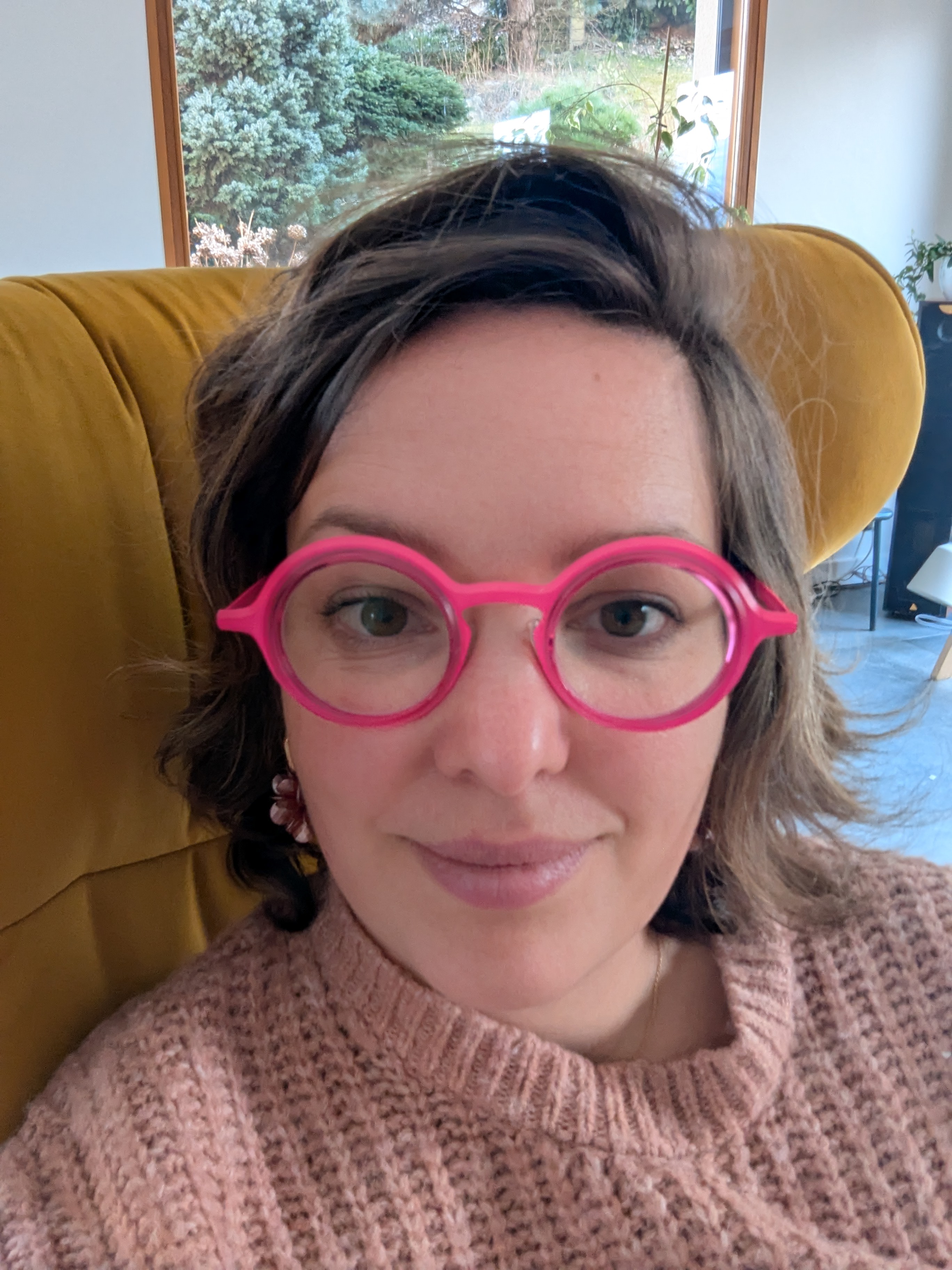 Photo numéro 1 de la galerie de Maëlle Saladini : . Prendre RDV