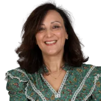  Aïcha   Lugrin  ,  à Lyon