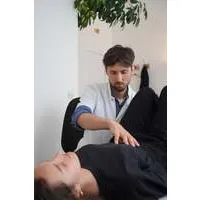 Jan Kononowicz, osteopathe à Clichy