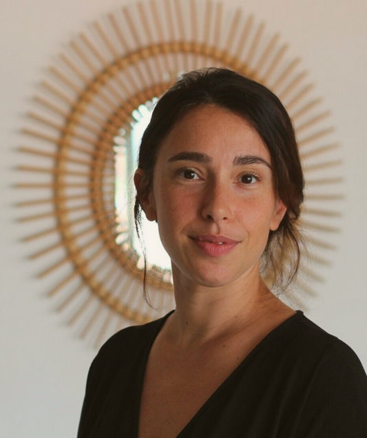 Photo numéro 1 de la galerie de Flore Valluis : Masseur bien-être à Paris 11. Prendre RDV