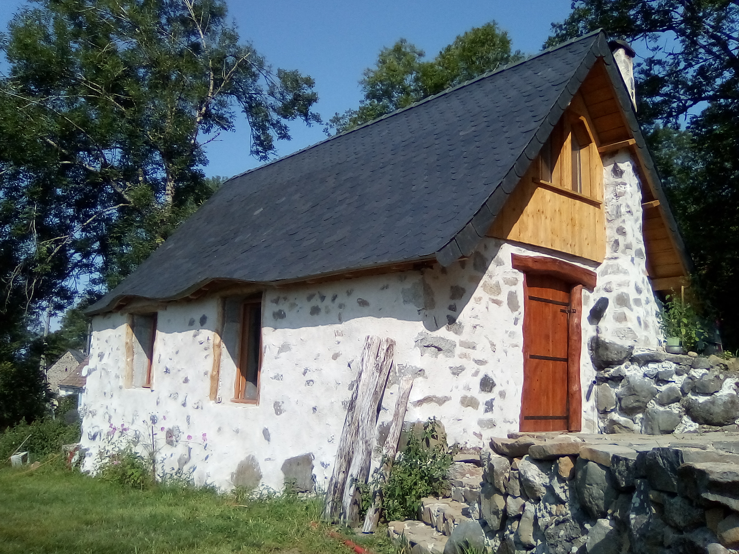 Photo numéro 1 de la galerie de Radana Charlionet : Naturopathe à Bagnols. Prendre RDV