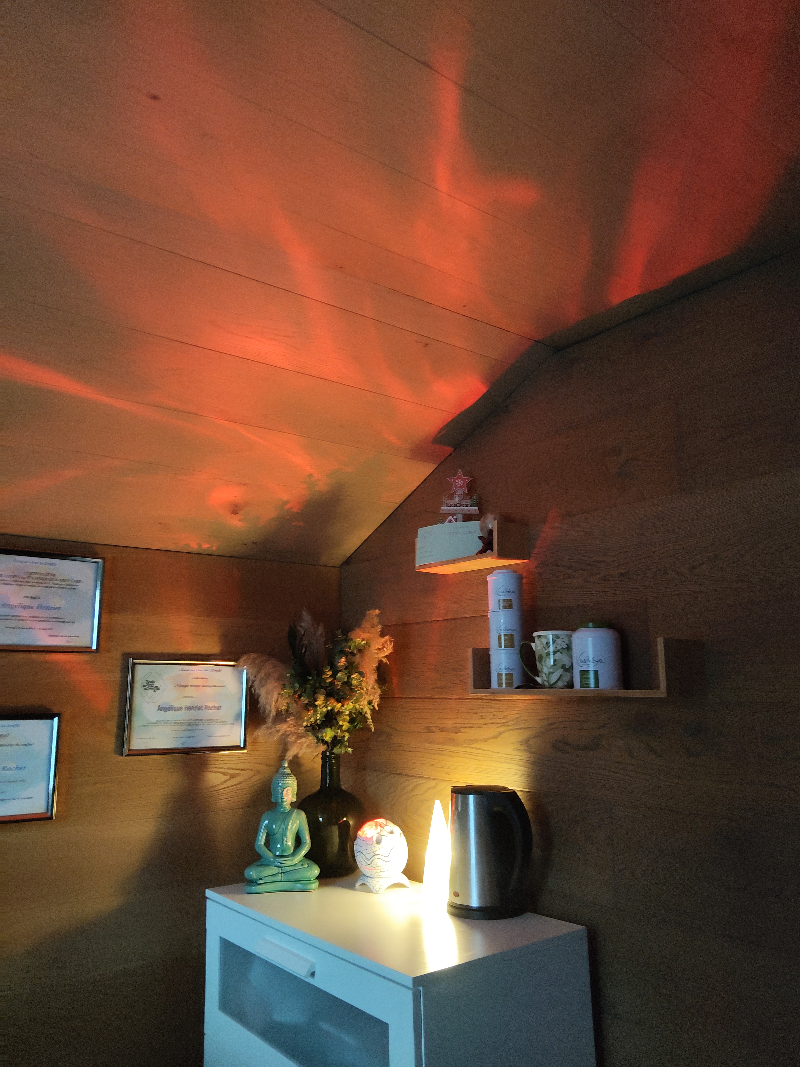 Photo numéro 4 de la galerie de Angelique Henriet : . Prendre RDV