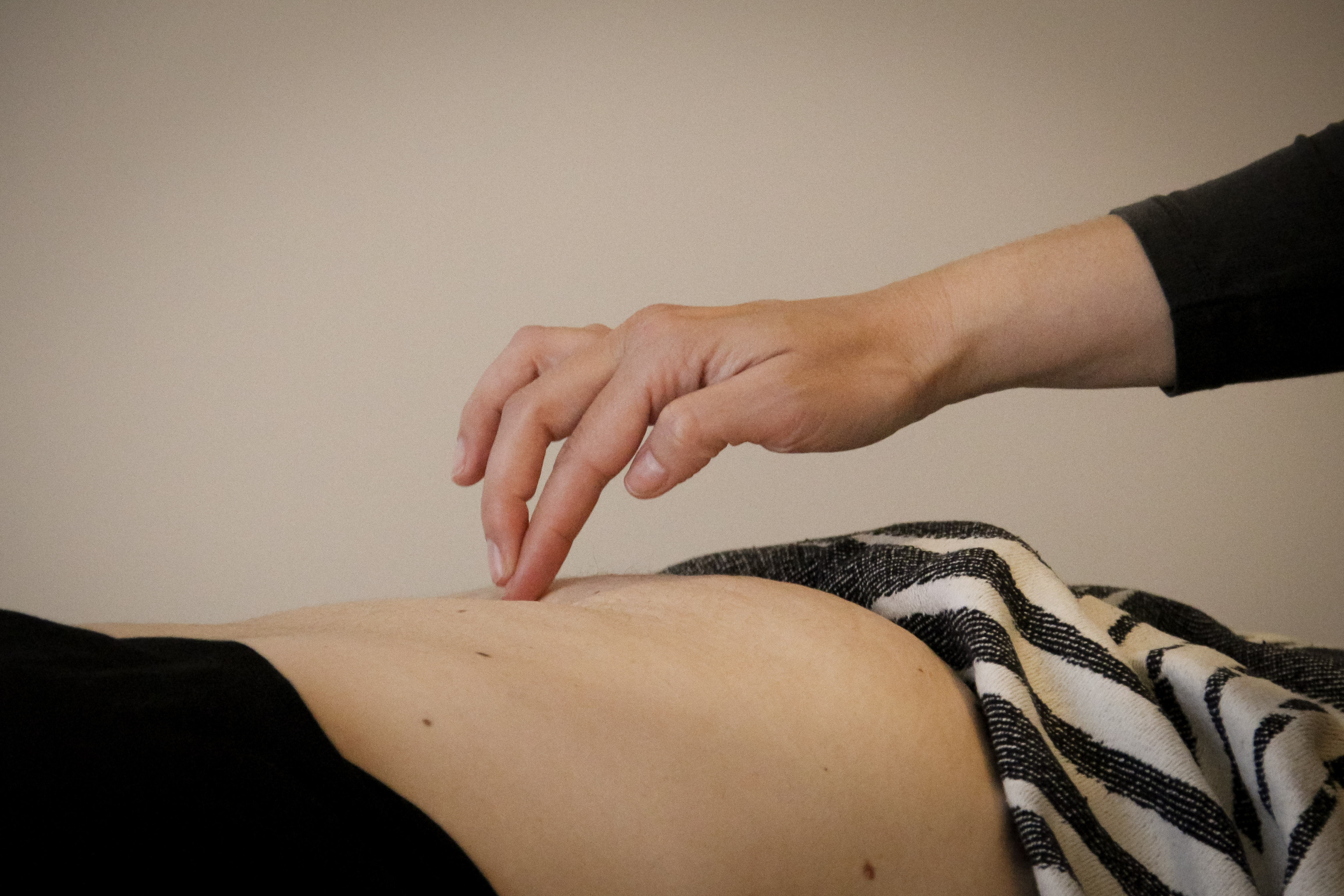 Photo numéro 9 de la galerie de Déborah Guez : Réflexologue à Paris 17. Prendre RDV