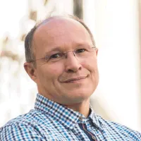  Olivier   Echasserieau  ,  à Lyon