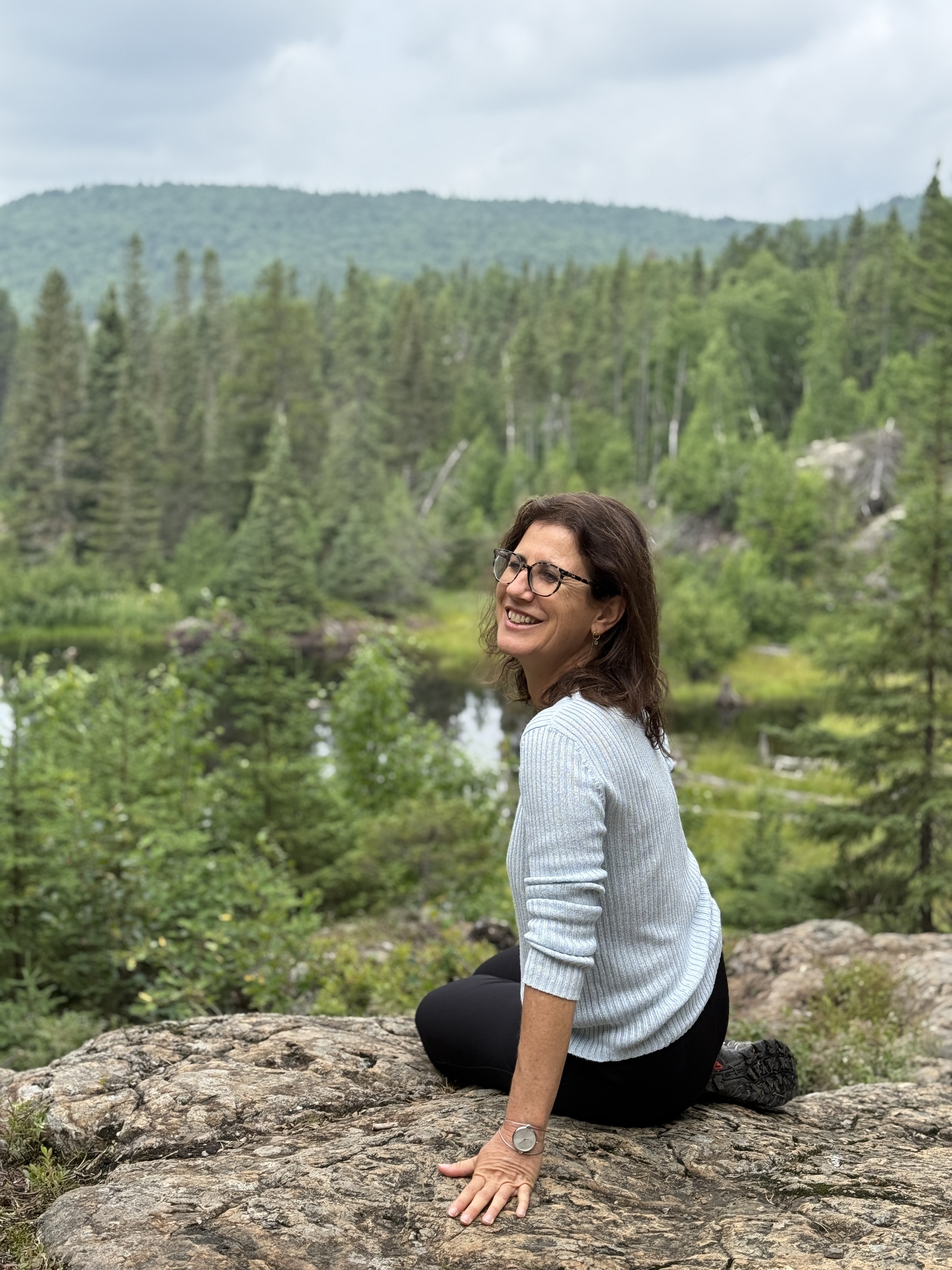 Photo numéro 1 de la galerie de Hélène Marchal bara : . Prendre RDV