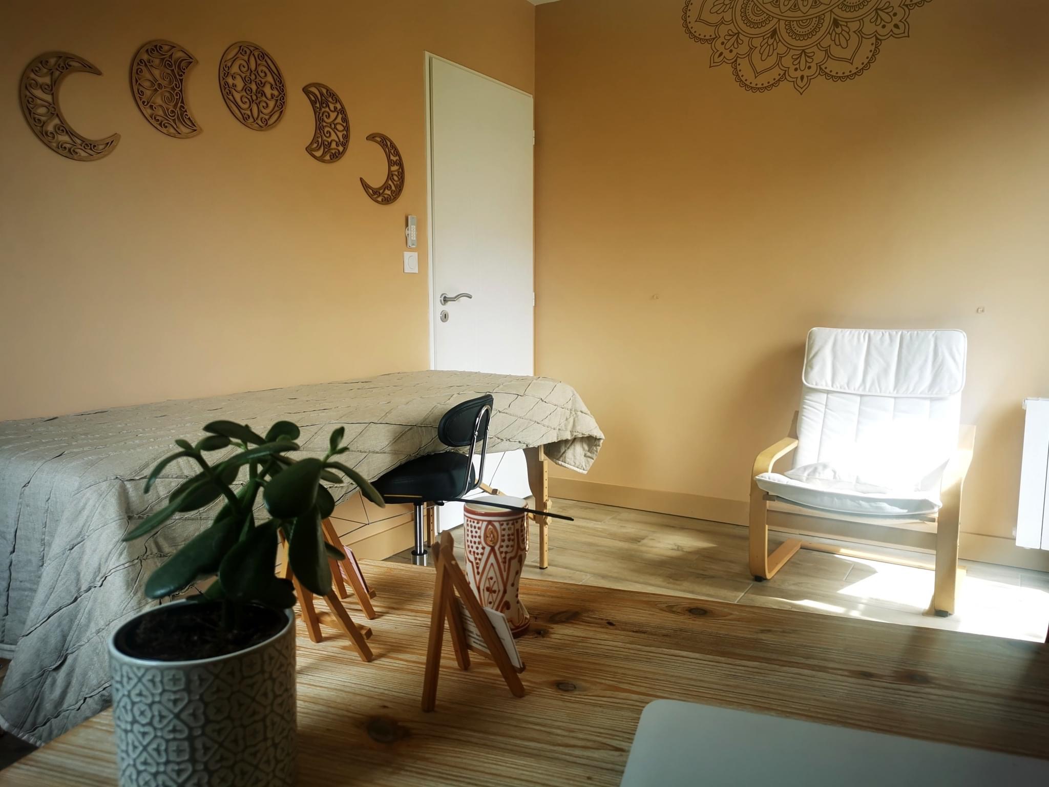 Photo numéro 4 de la galerie de Emilie Bareyt : Massothérapeute à Arès. Prendre RDV