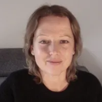  Cécile   Legraverend  ,  à Lyon