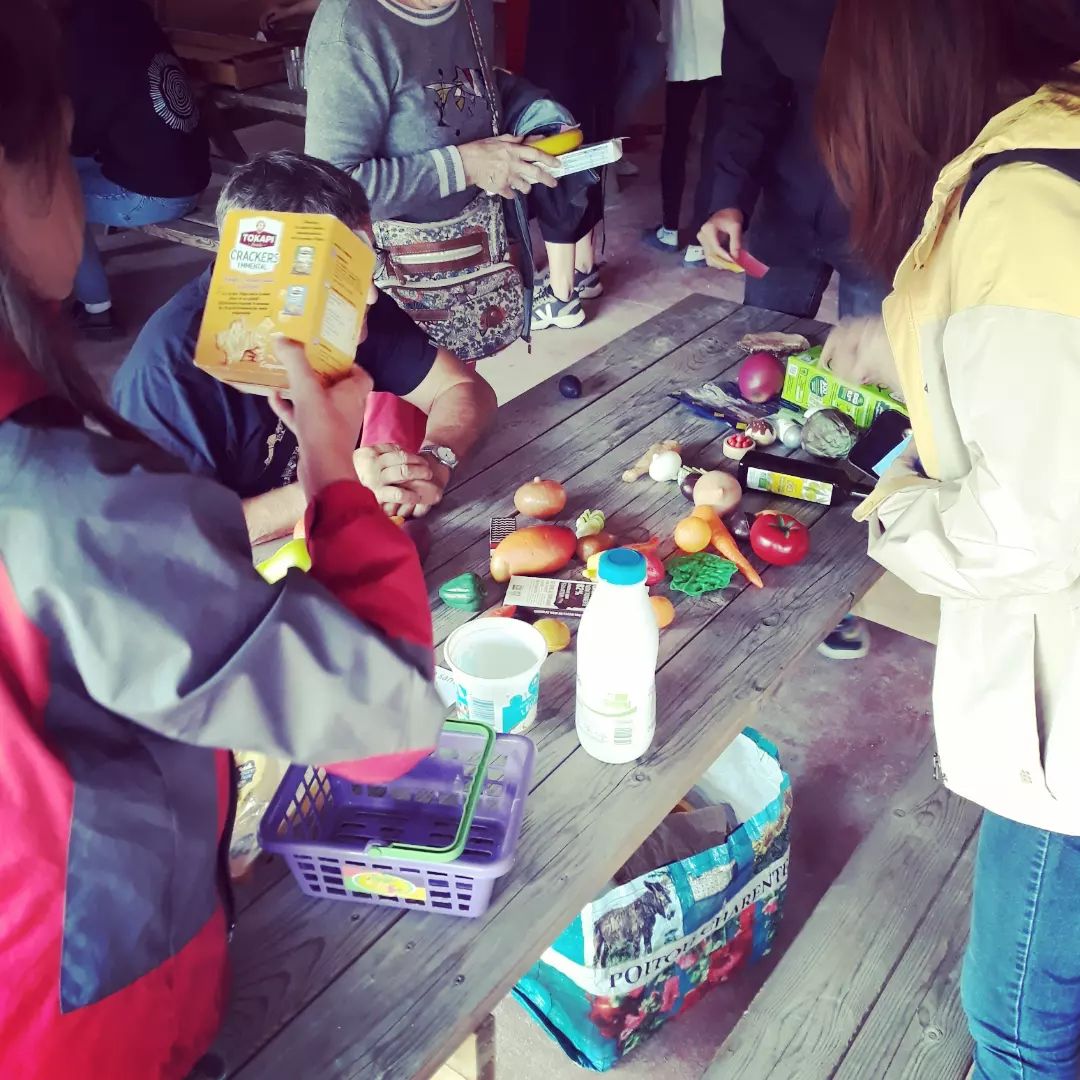 Photo numéro 3 de la galerie de Marie-amélie Ribager : . Prendre RDV