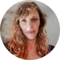  Hélène   Bouquemont  ,  à Lyon