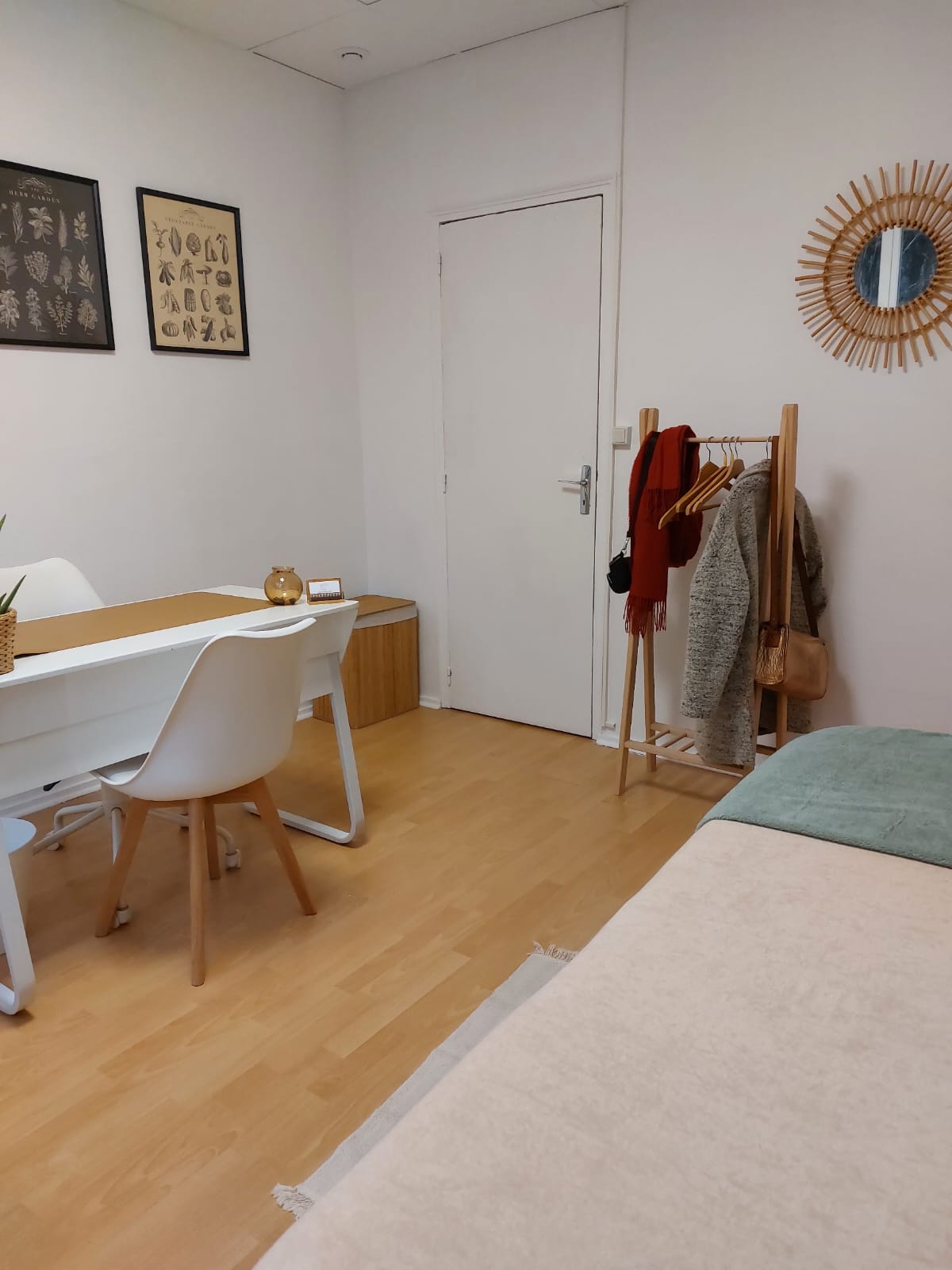 Photo numéro 3 de la galerie de Alizee Ribeiro : . Prendre RDV