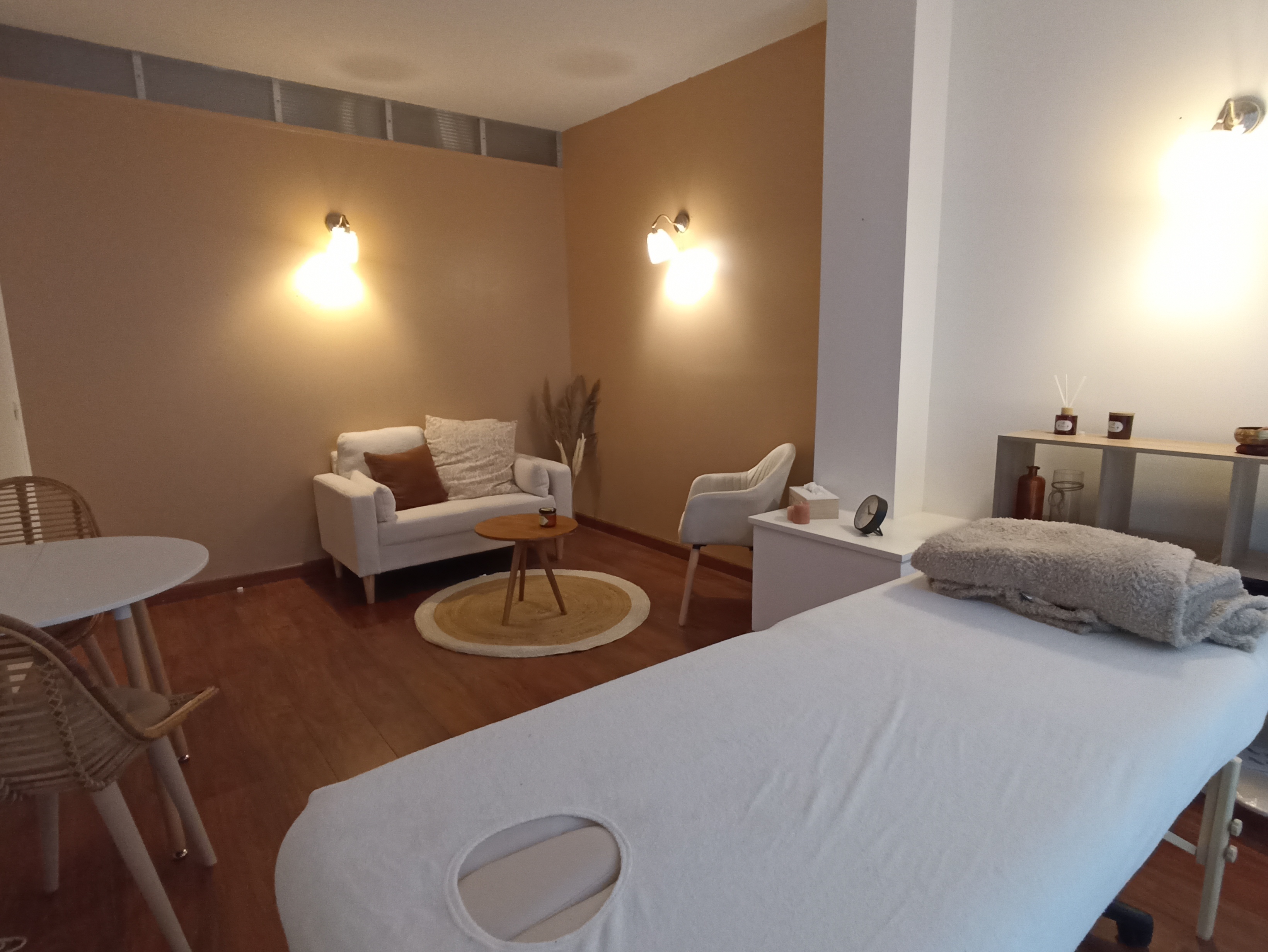 Photo numéro 2 de la galerie de Sophie Duffour : Réflexologue à Villeneuve-d'Ascq. Prendre RDV