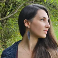  Sarah   Le   Guen  , Fasciathérapeute à Lyon