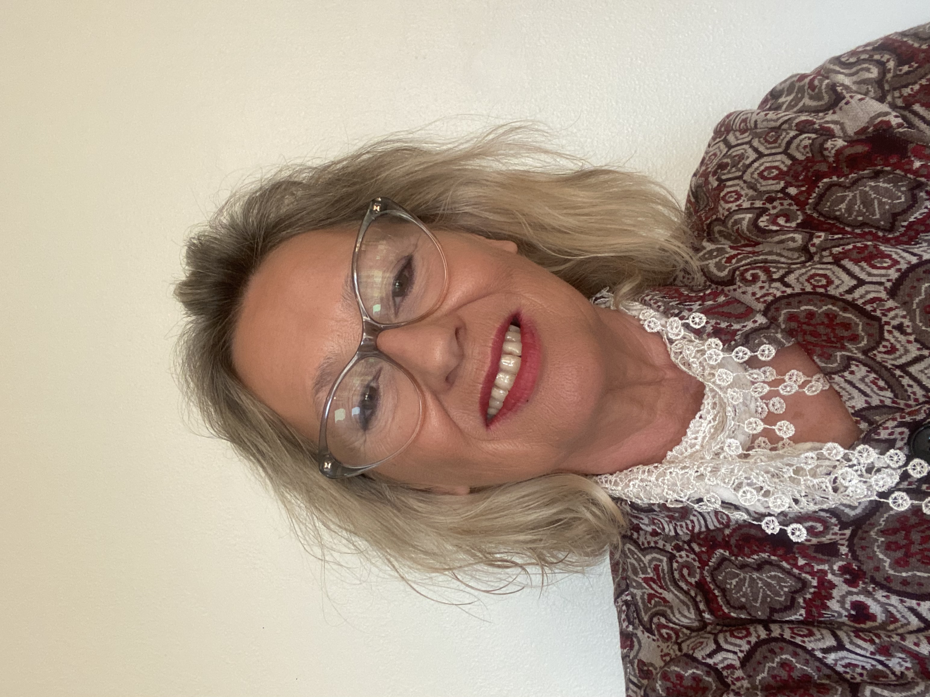 Photo numéro 1 de la galerie de Karin Bouin : Psychologue à Caen. Prendre RDV