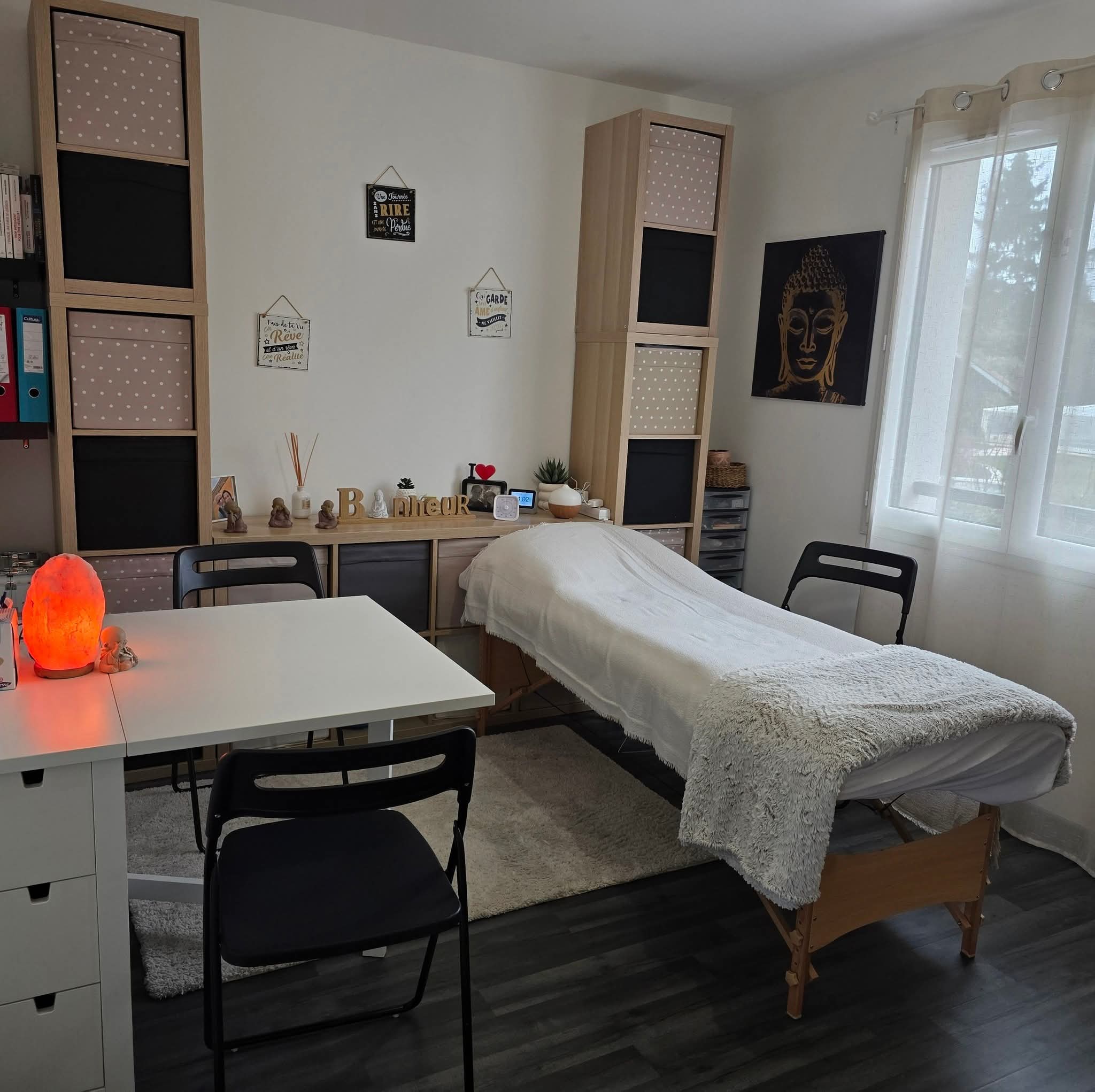 Photo numéro 1 de la galerie de Alexandra Alcaide Vidal : Énergétique Traditionnelle Chinoise à Solaize. Prendre RDV