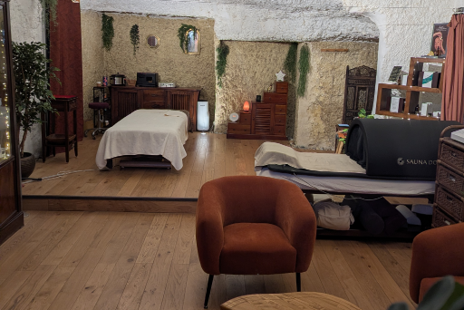 Photo numéro 3 de la galerie de Anaïs De Moussac : Masseur bien-être à Vouvray. Prendre RDV