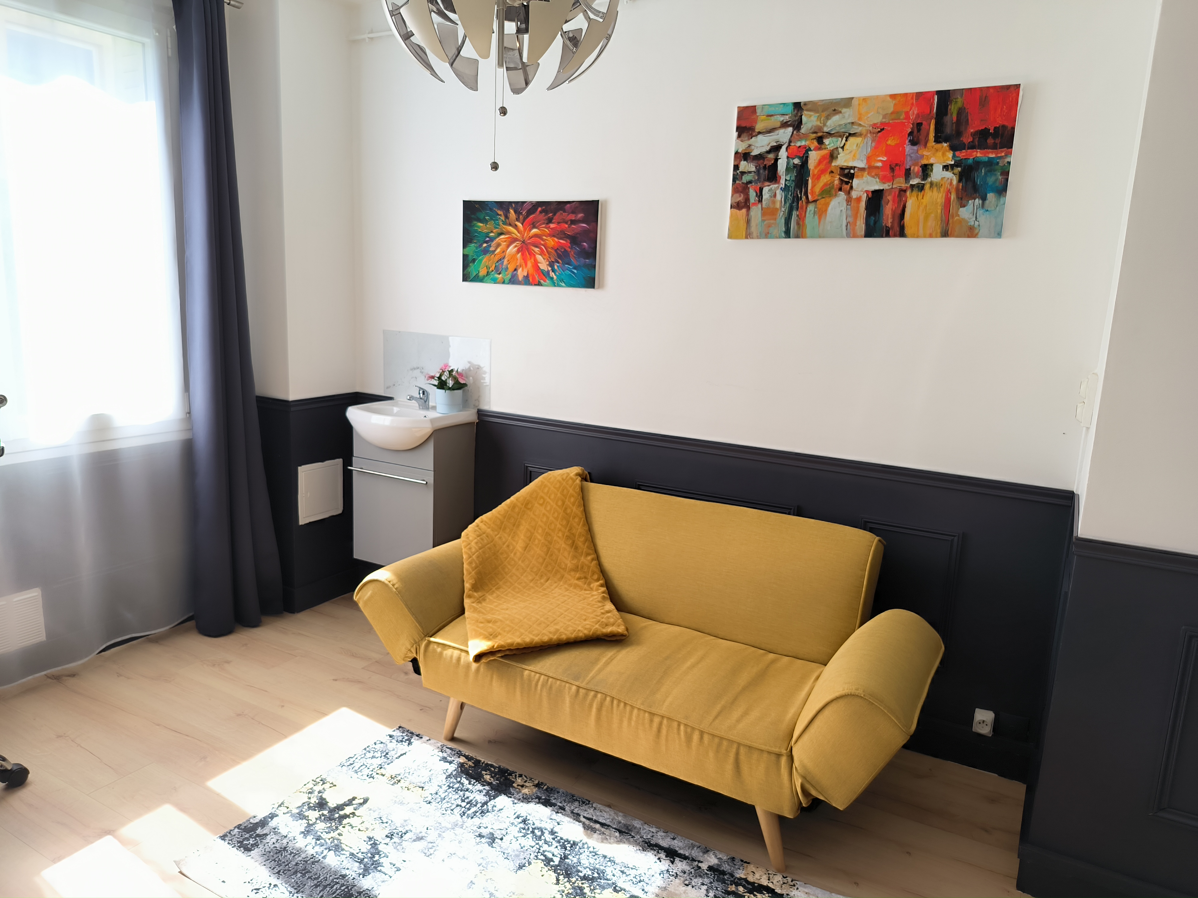 Photo numéro 6 de la galerie de Hélène Kliminski : . Prendre RDV