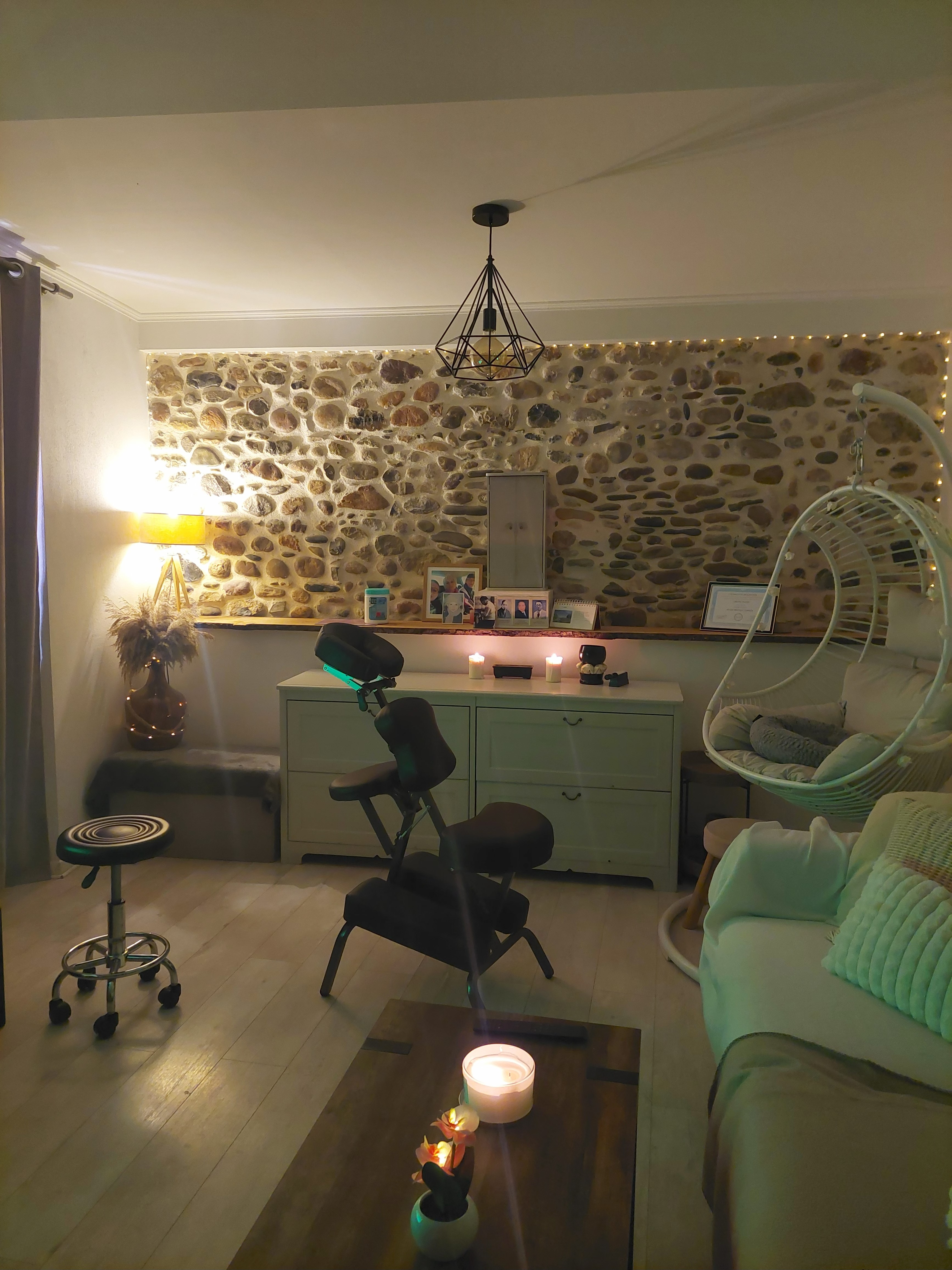 Photo numéro 3 de la galerie de Lolo Ann : Masseur bien-être à Saint-Laurent-du-Var. Prendre RDV