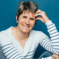 Gwenaelle Bauza, reflexologue à Paris-12