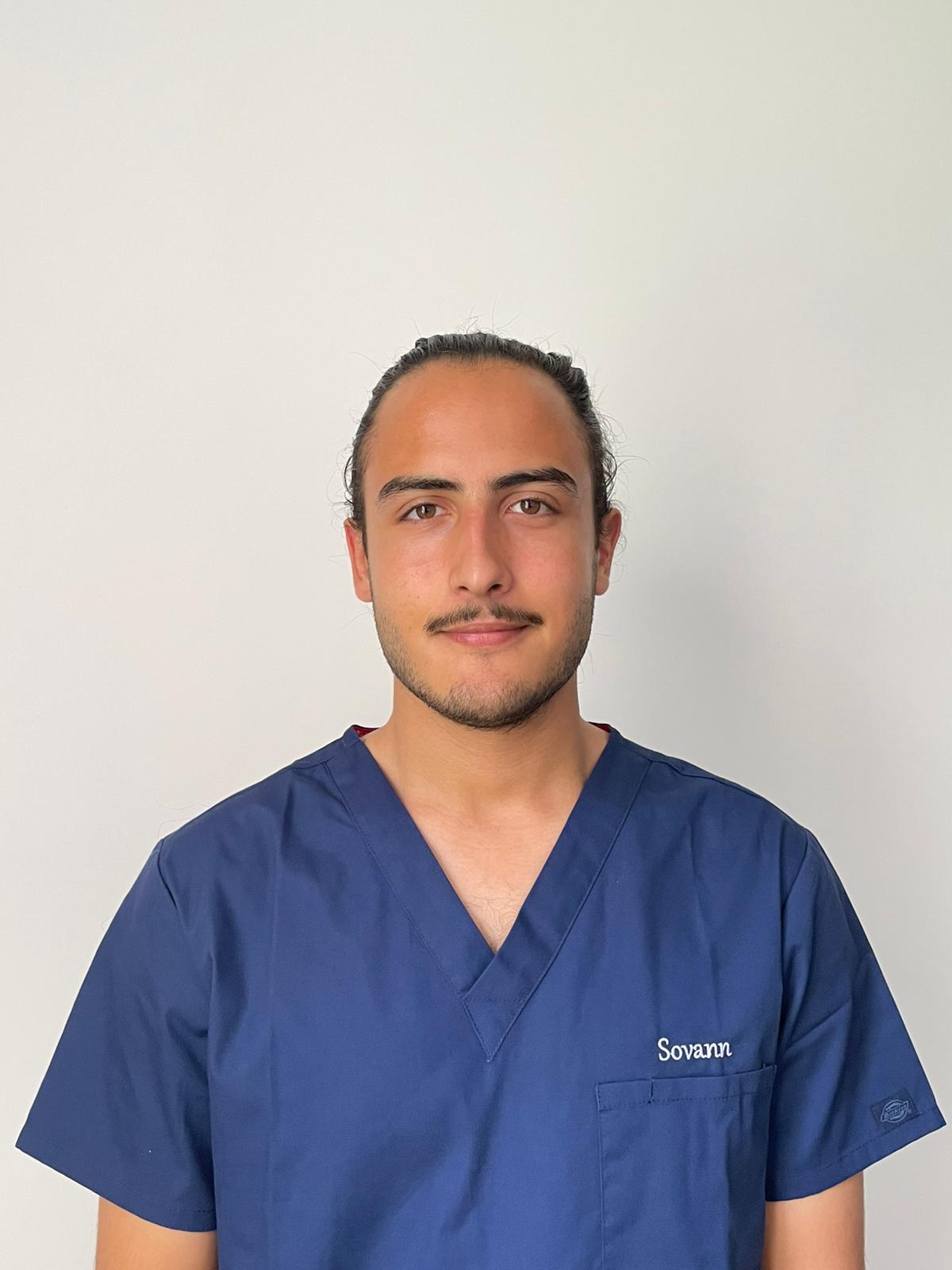 Photo numéro 1 de la galerie de Sovann Moulin : Ostéopathe à Paris 19. Prendre RDV