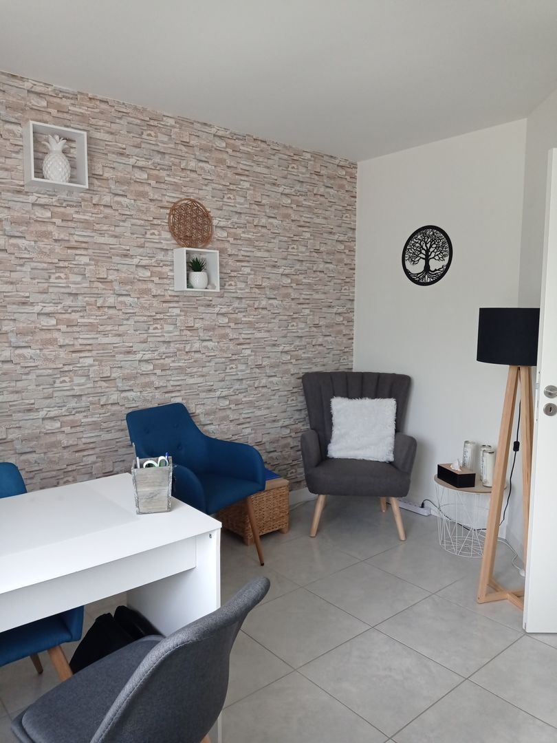 Photo numéro 2 de la galerie de Virginie Chauvin : Hypnothérapeute à Béruges. Prendre RDV