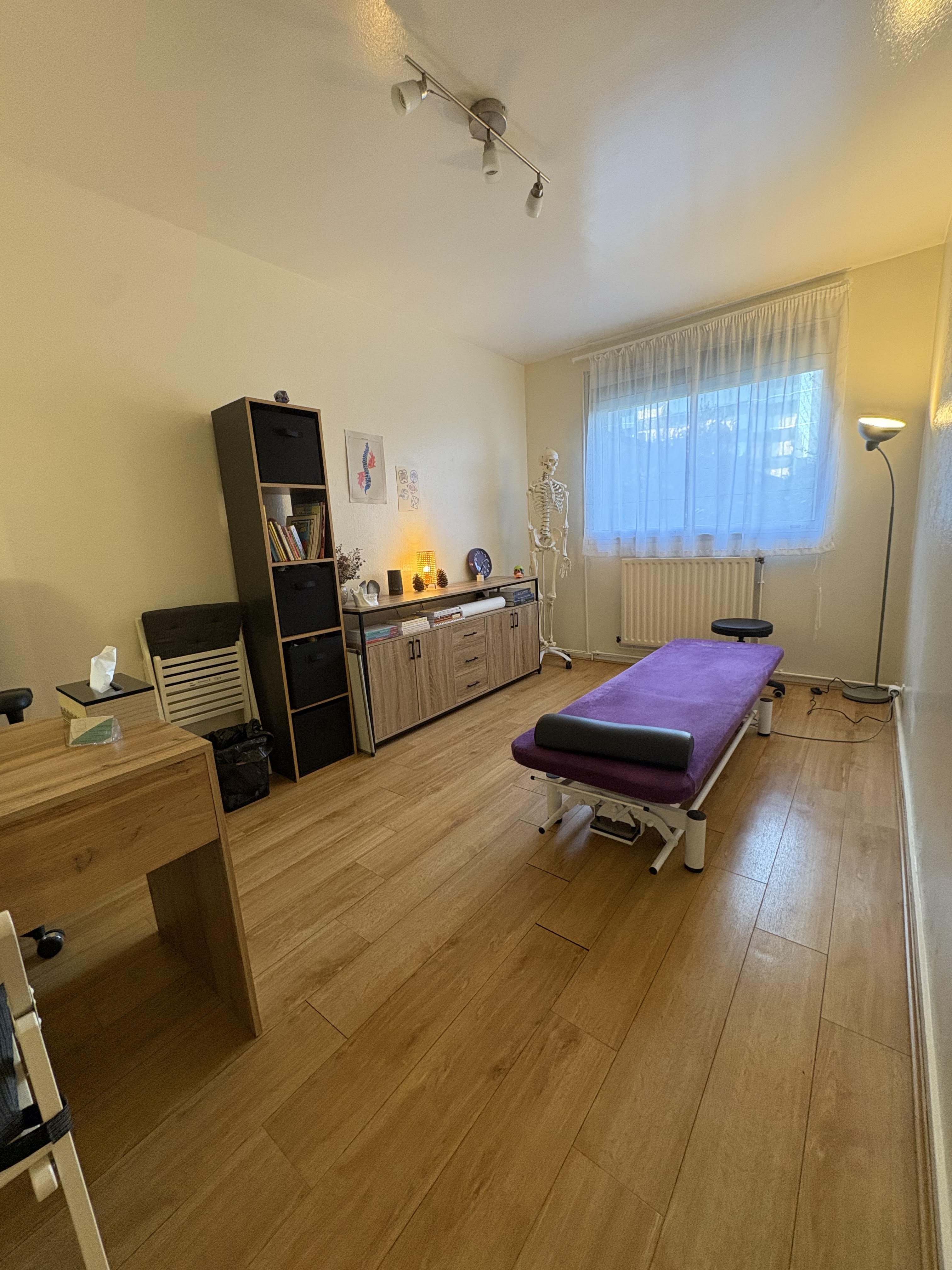 Photo numéro 2 de la galerie de Lucie Jafari : Ostéopathe à Villeurbanne. Prendre RDV