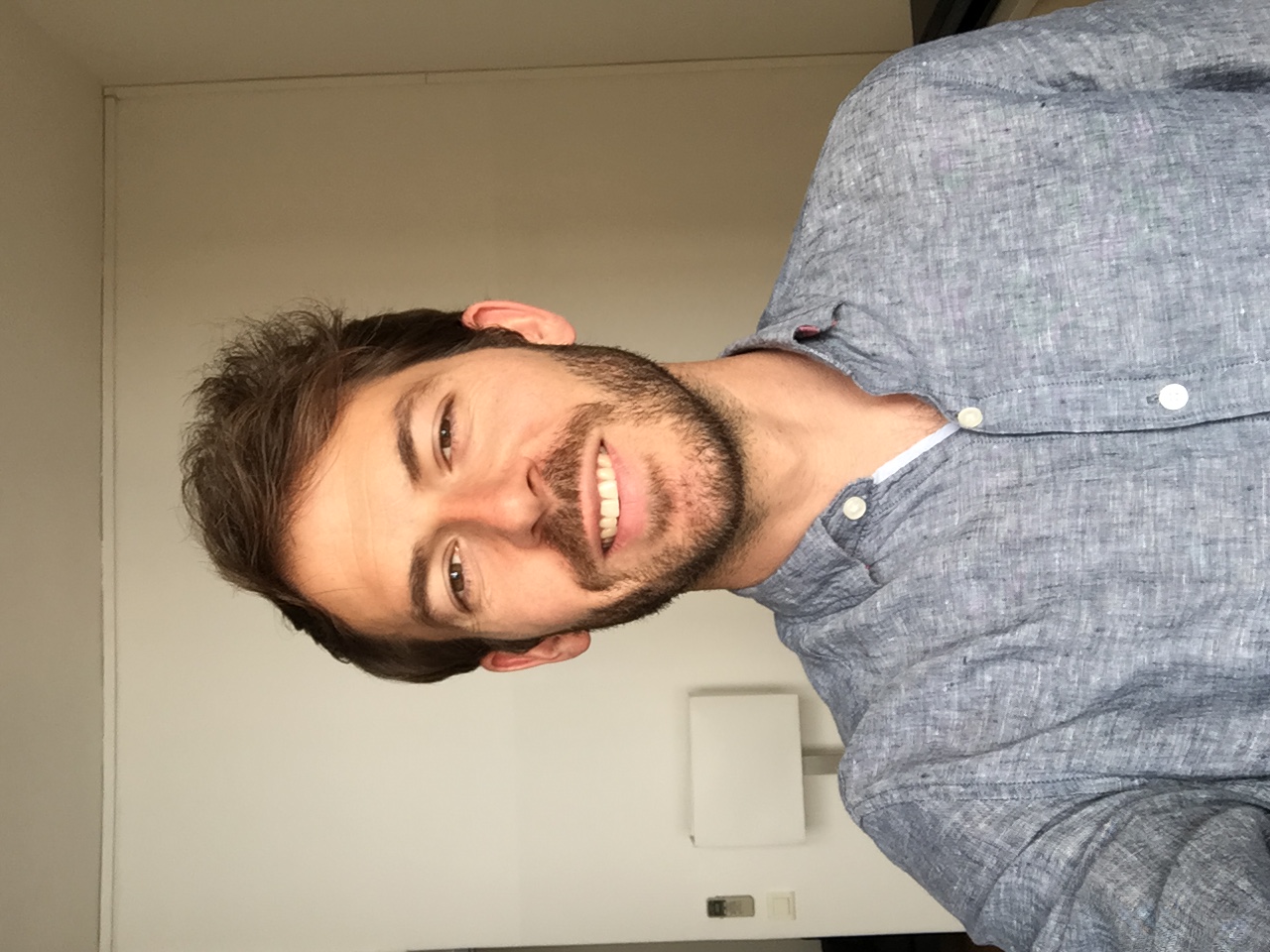 Photo numéro 1 de la galerie de Richard Leandri : Hypnothérapeute à Ajaccio. Prendre RDV