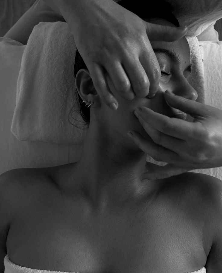 Photo numéro 3 de la galerie de Rituel Essentiel Tyfenn Le Pon : Masseur bien-être à Savenay. Prendre RDV