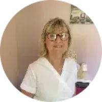 Claire Senekerimian, masseur-bien-etre à Epinay-sous-senart