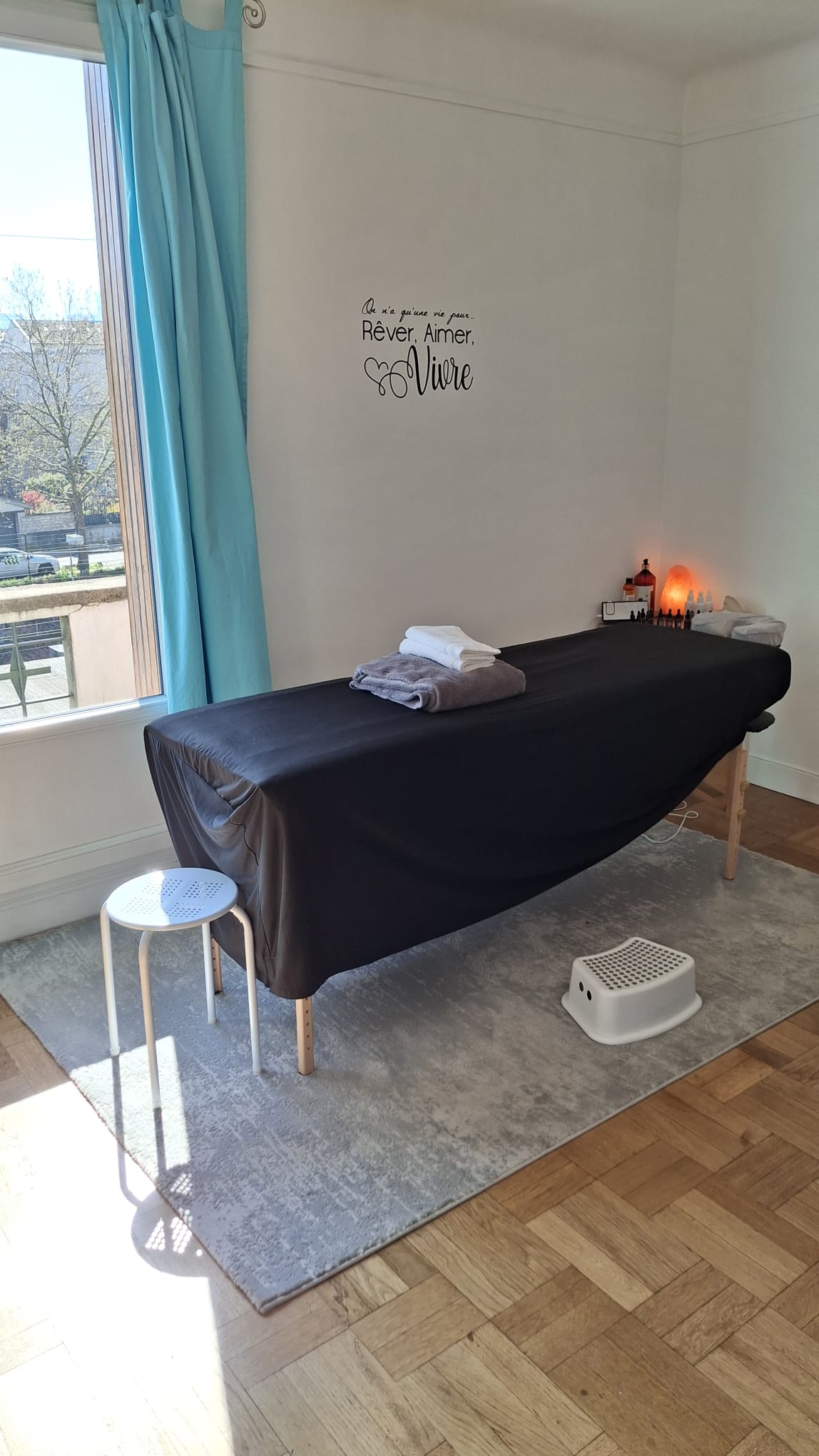 Photo numéro 1 de la galerie de Agnès Garzino : Masseur bien-être à Colombes. Prendre RDV