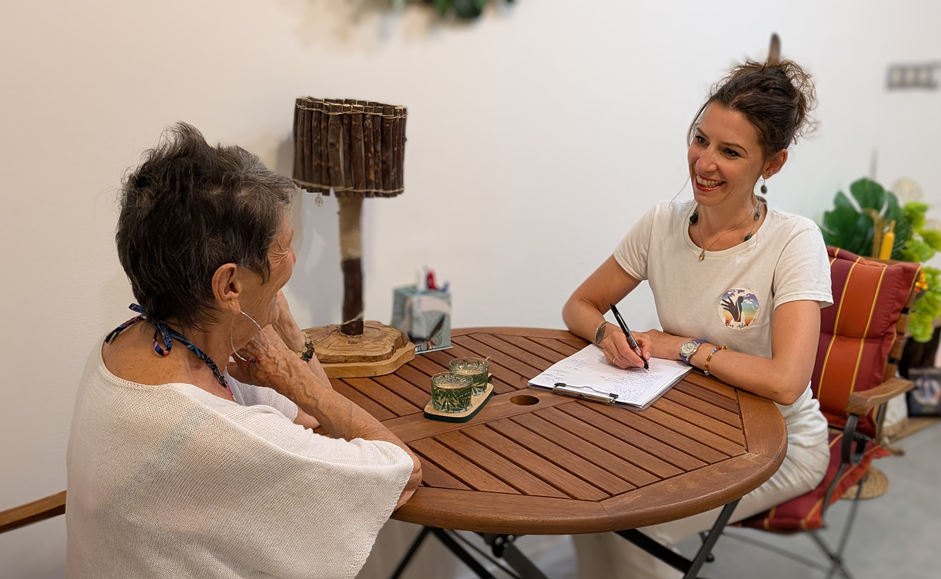 Photo numéro 1 de la galerie de Emilie Nocente : Masseur bien-être à Gap. Prendre RDV