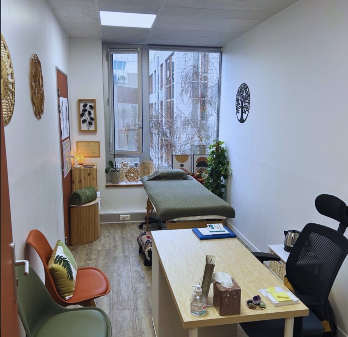 Photo numéro 1 de la galerie de Ali Serin : Massothérapeute à Colombes. Prendre RDV