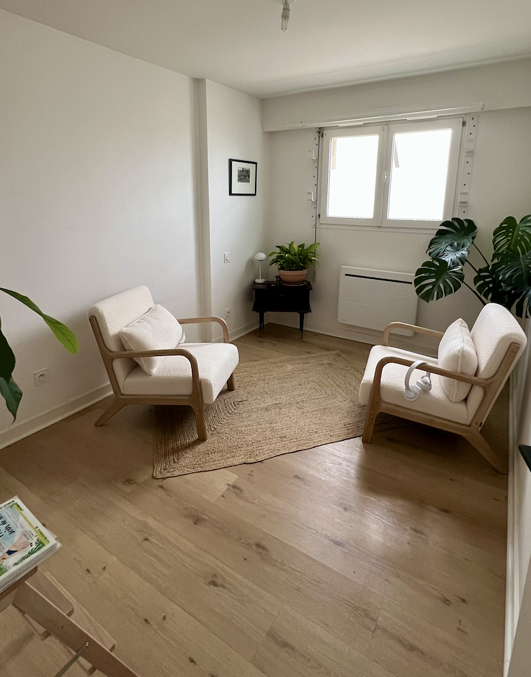 Photo numéro 10 de la galerie de Hélène Priou : Psychopraticien à Pornic. Prendre RDV