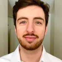 Ethan Ouaki, osteopathe à Saint-maur-des-fosses