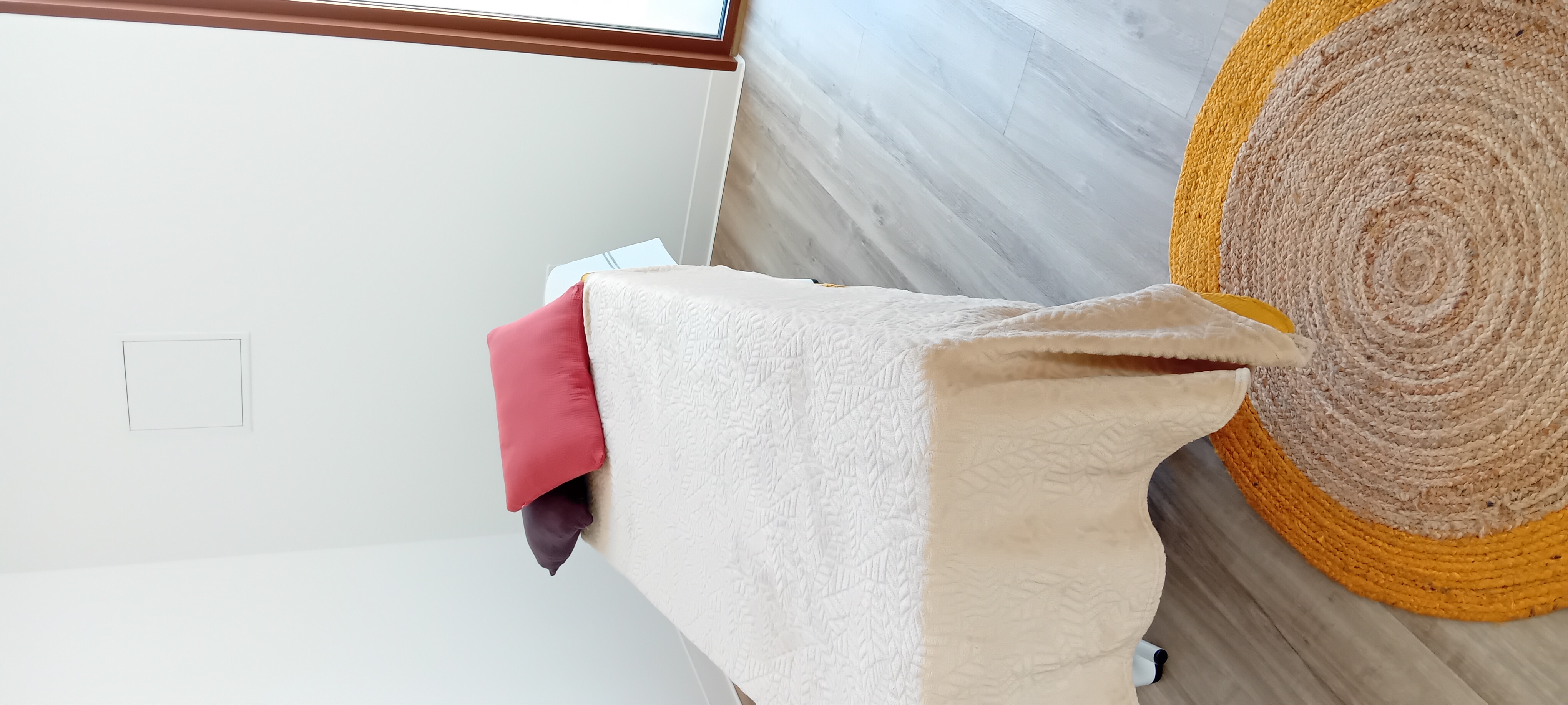 Photo numéro 12 de la galerie de Adélaïde Levasseur : Masseur bien-être à Langlade. Prendre RDV