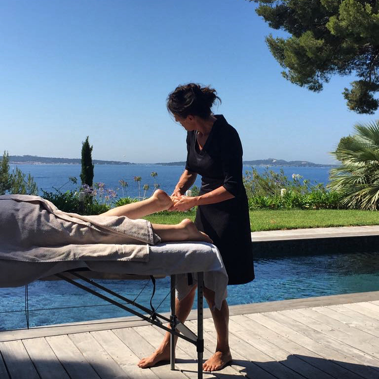 Photo numéro 5 de la galerie de Helene Sagnard : Masseur bien-être à Venasque. Prendre RDV