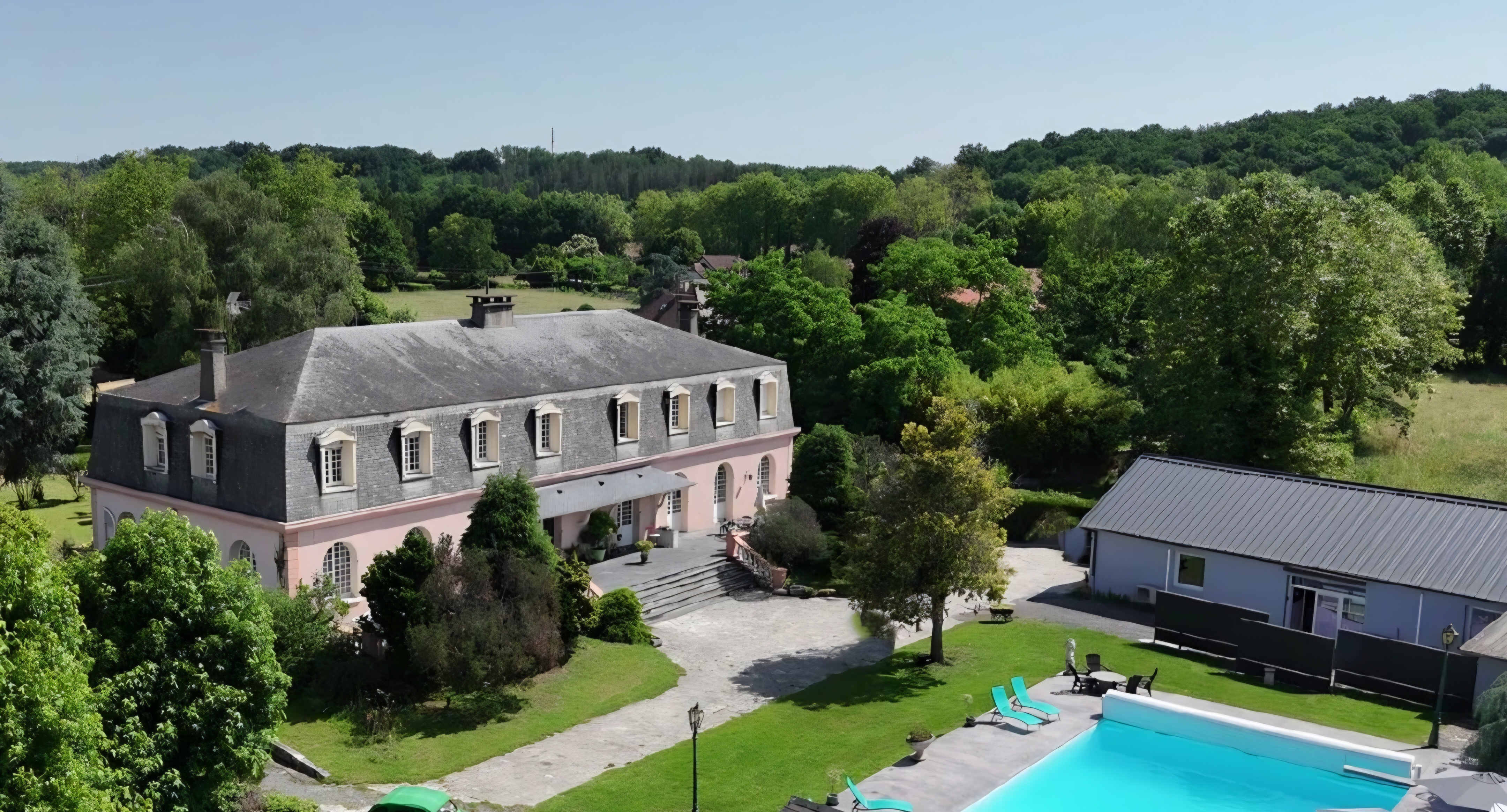 Photo numéro 3 de la galerie de Jaga Massage Bien Être : Masseur bien-être à Aureilhan. Prendre RDV