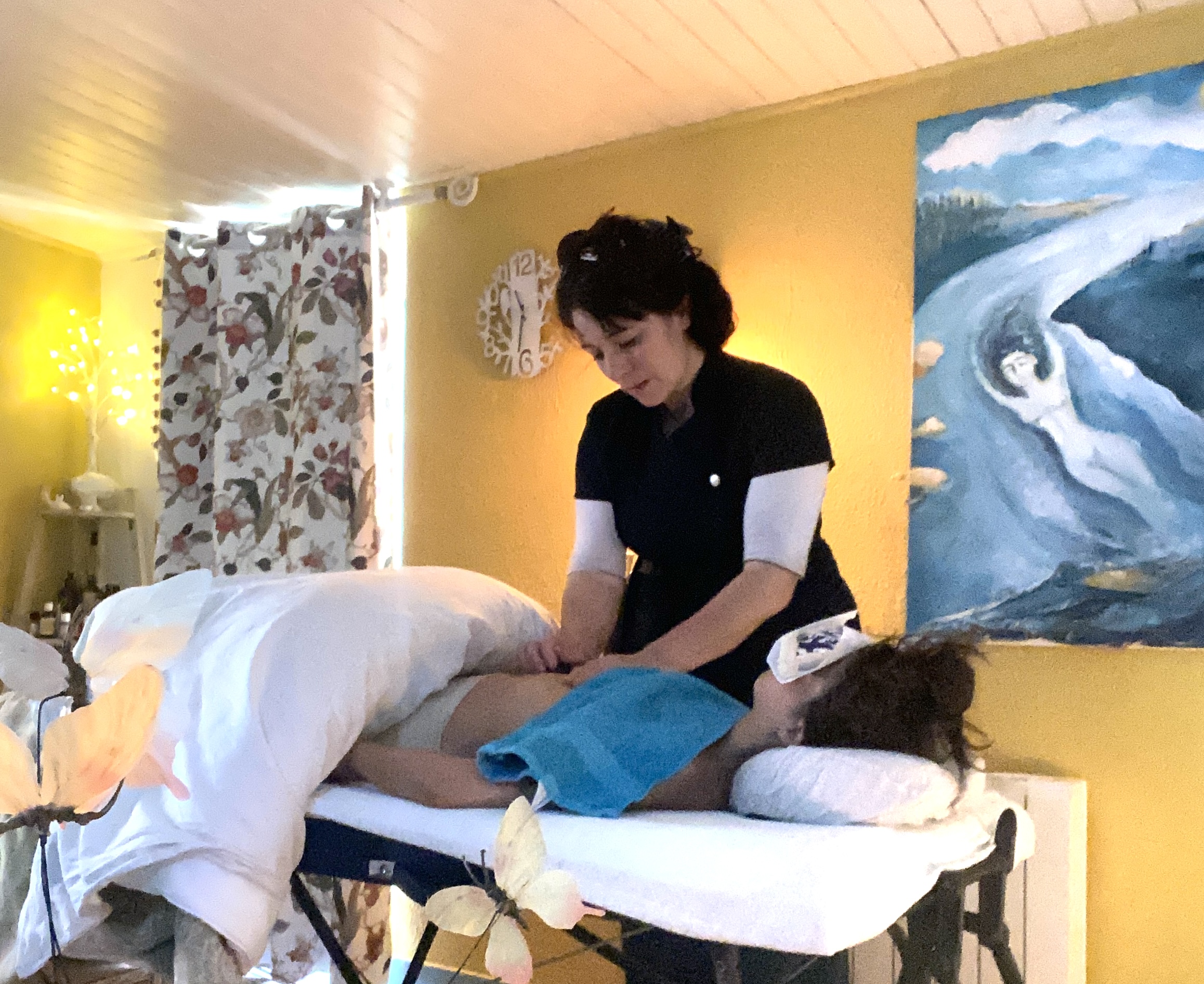 Photo numéro 2 de la galerie de Charlotte Libeau : . Prendre RDV