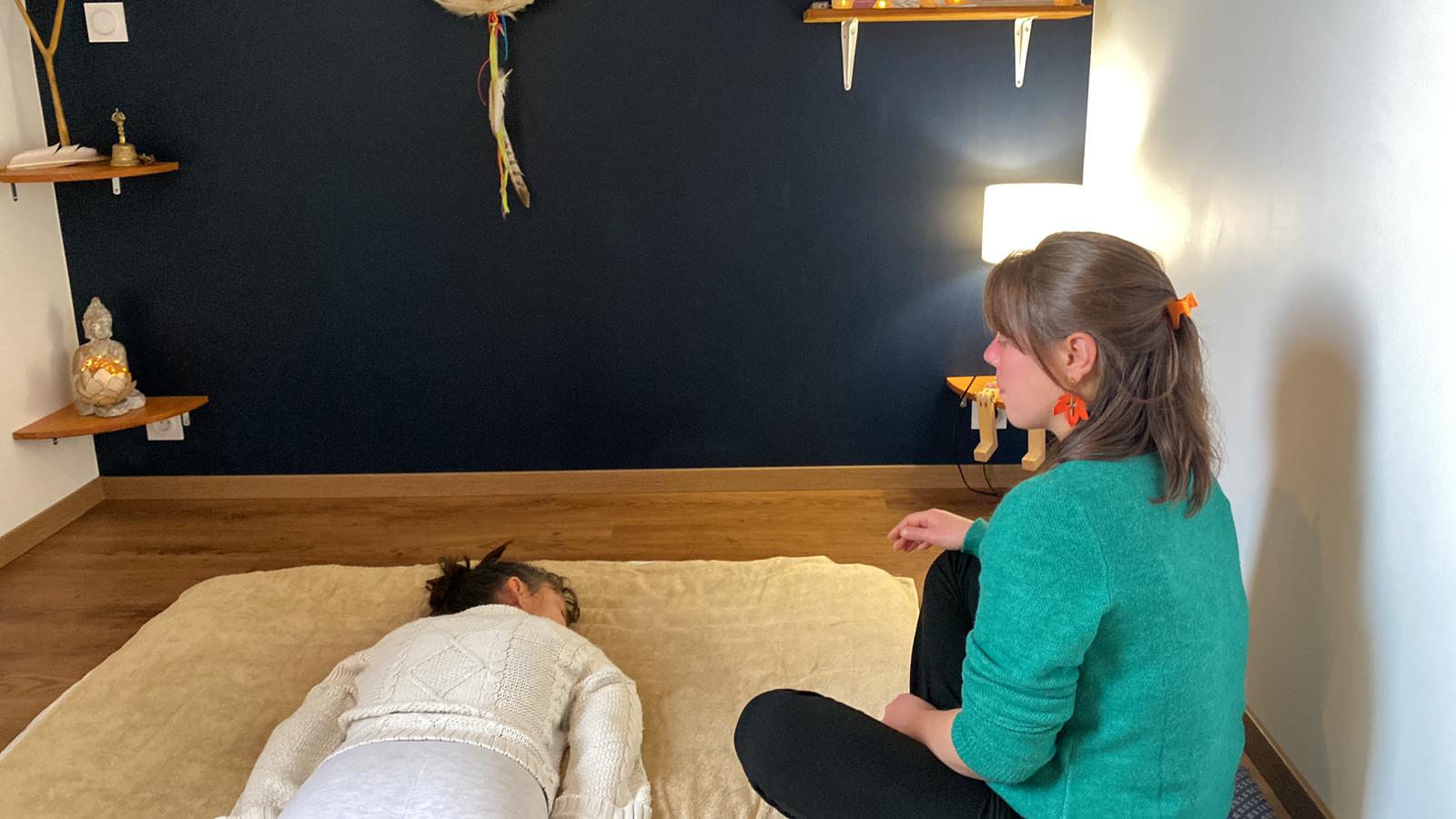 Photo numéro 5 de la galerie de Elsa Dupré : Thérapeute psycho-corporel à Puygouzon. Prendre RDV