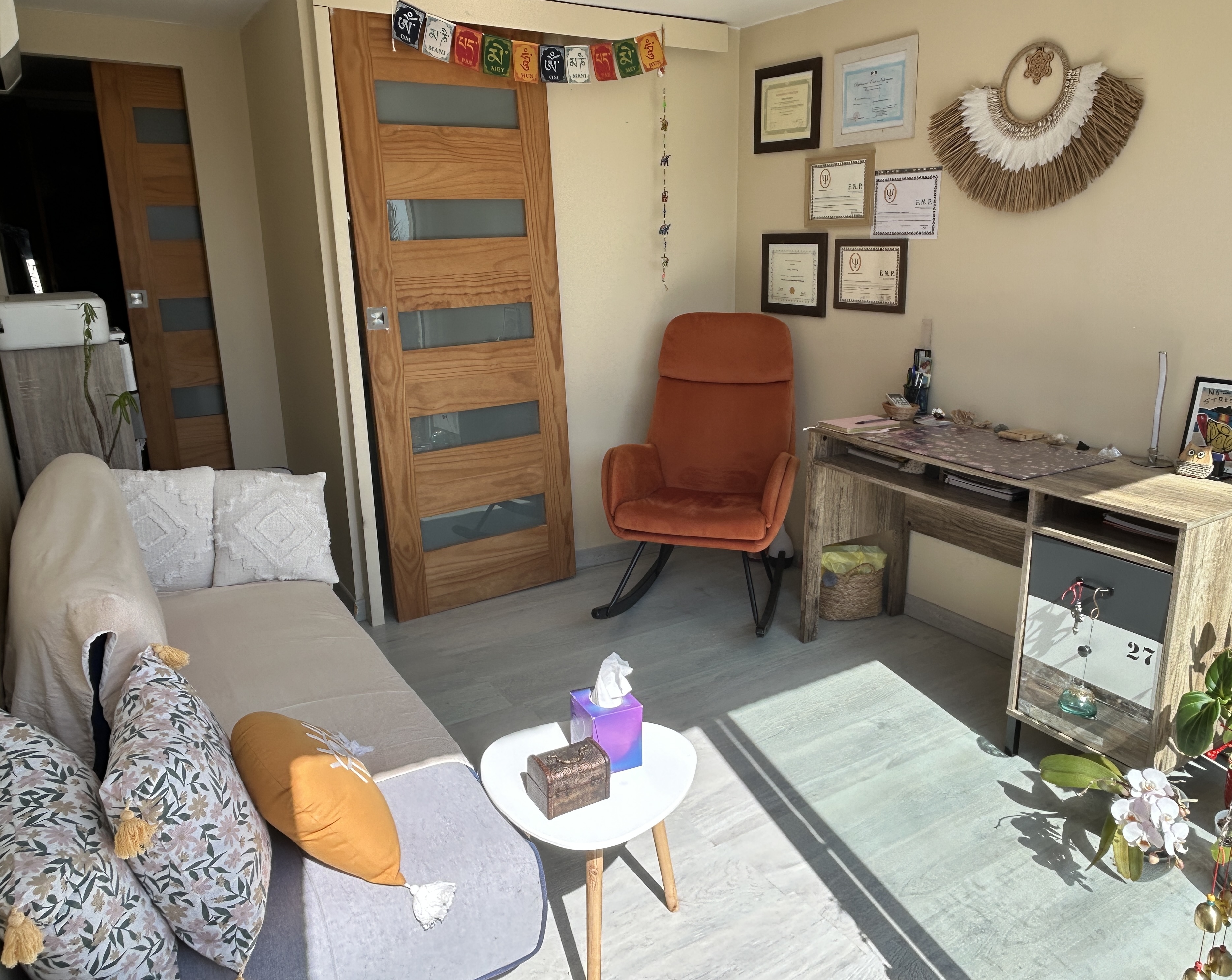 Photo numéro 1 de la galerie de Nancy Ithamar : Psychanalyste à Martigues. Prendre RDV